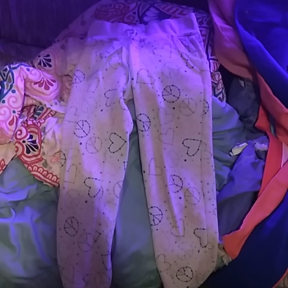 Joe boxer sweat pants 7/8 light blue with stars peace signs and hearts